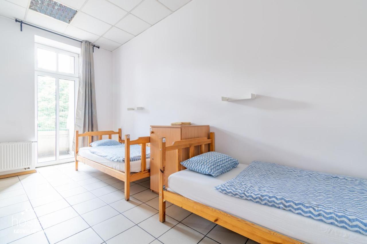 Hostel Katowice Centrum Bagian luar foto