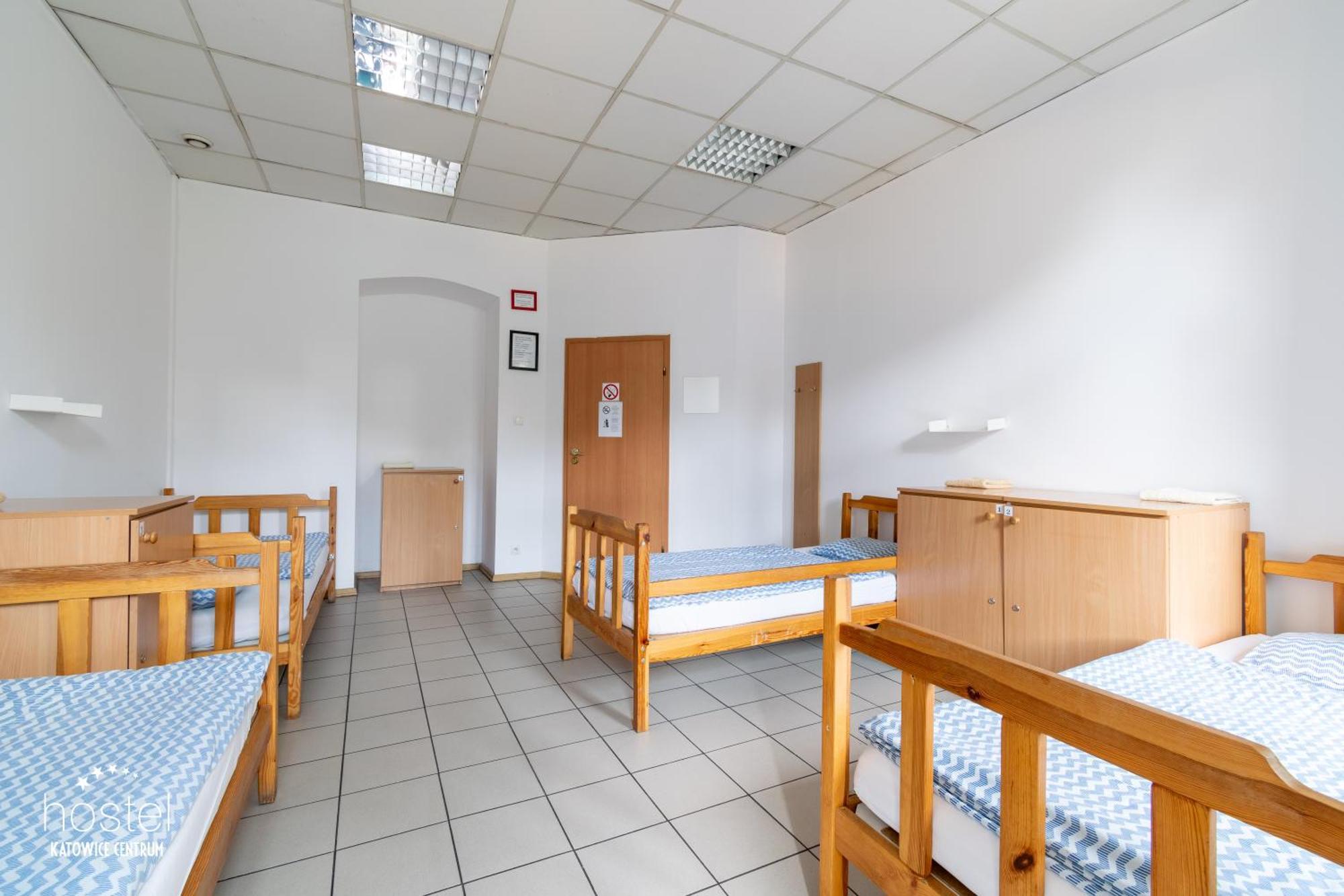 Hostel Katowice Centrum Ruang foto