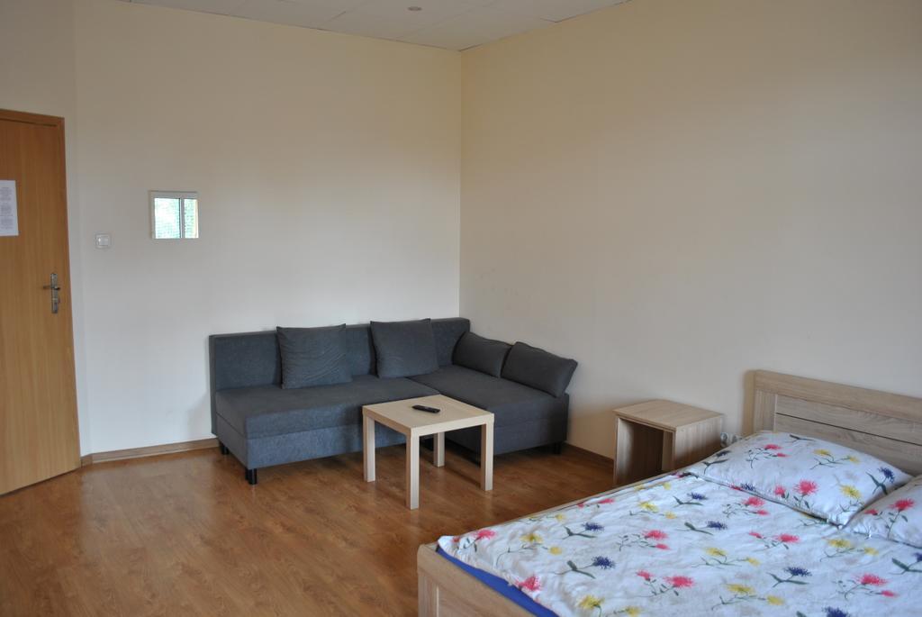 Hostel Katowice Centrum Bagian luar foto